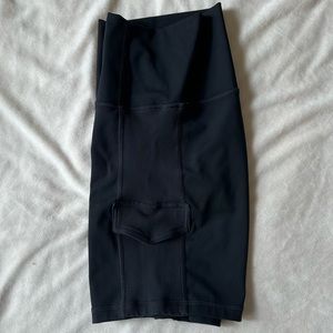 Aerie OFFLINE Goals Ribbed 7"
Cargo Pocket Bike Short